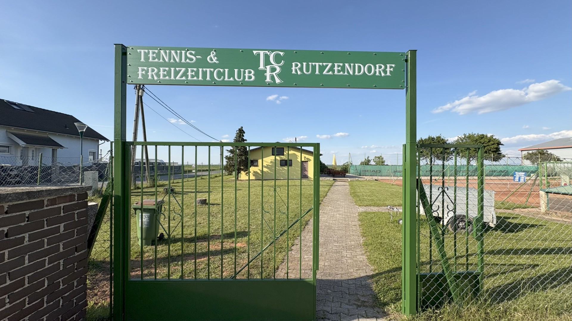 Tennisplatz_Eingang